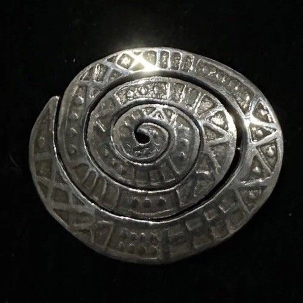 Rare Vintage Native American Brooch Sterling Silver Curled Snake Primitive Pin